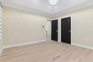 81-25 265th St, Glen Oaks, NY 11004 - Photo 25