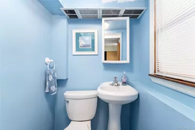 11 Eaton Road, Syosset, NY 11791 - Photo 25