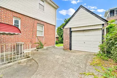 183-11 64th Avenue, Fresh Meadows, NY 11365 - Photo 43