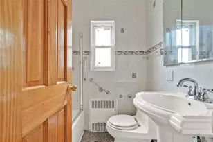 183-11 64th Ave, Fresh Meadows, NY 11365 - Photo 13