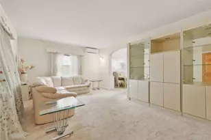 183-11 64th Ave, Fresh Meadows, NY 11365 - Photo 5