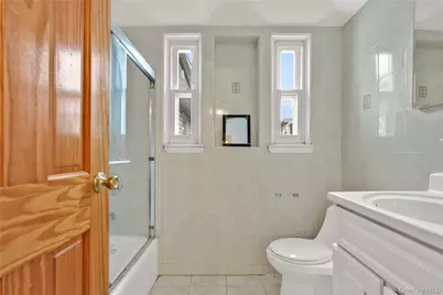 183-11 64th Avenue, Fresh Meadows, NY 11365 - Photo 27