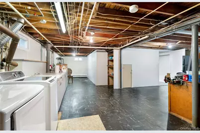 9 Eaton Road, Syosset, NY 11791 - Photo 23