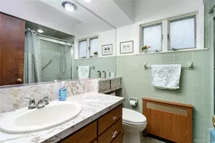 9 Eaton Rd, Syosset, NY 11791 - Photo 17