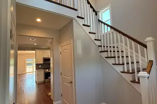 3 Garfield Pl, Lindenhurst, NY 11757 - Photo 3