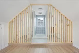 205 S 12th St, Lindenhurst, NY 11757 - Photo 17