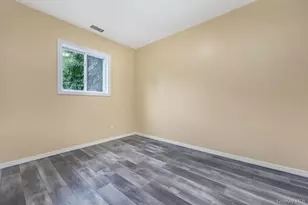 205 S 12th St, Lindenhurst, NY 11757 - Photo 15