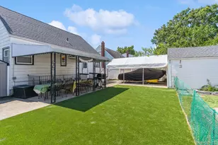 1472 Clay St, Elmont, NY 11003 - Photo 11