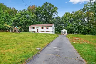 19 Birchwood Ave, Nanuet, NY 10954 - Photo 3