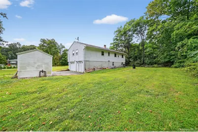 19 Birchwood Avenue, Nanuet, NY 10954 - Photo 13