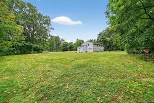 19 Birchwood Ave, Nanuet, NY 10954 - Photo 11