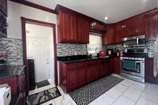 124-18 107th Ave, Richmond Hill, NY 11419 - Photo 3