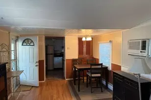 1661 Old Country Rd, Riverhead, NY 11901 - Photo 9