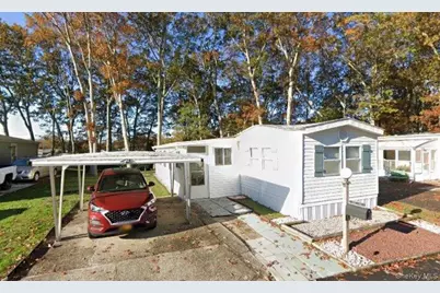 1661 Old Country Road #163, Riverhead, NY 11901 - Photo 1