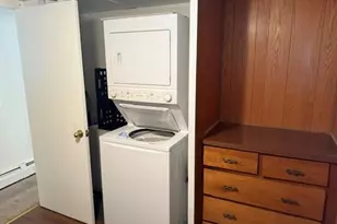 1661 Old Country Rd, Riverhead, NY 11901 - Photo 15