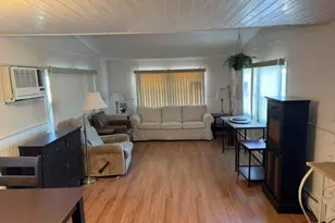 1661 Old Country Rd, Riverhead, NY 11901 - Photo 7