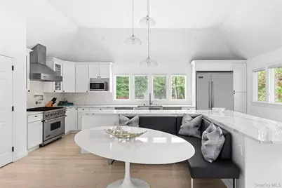 141 Middle Pond Road, Southampton, NY 11968 - Photo 7