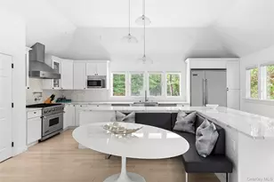 141 Middle Pond Rd, Southampton, NY 11968 - Photo 7