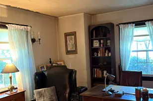 53-34 Browvale Ln, Little Neck, NY 11362 - Photo 13