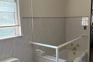 53-34 Browvale Ln, Little Neck, NY 11362 - Photo 25