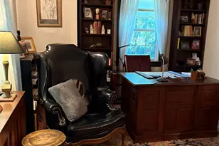 53-34 Browvale Ln, Little Neck, NY 11362 - Photo 19