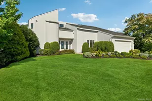 19 Oak Point Dr N, Bayville, NY 11709 - Photo 5