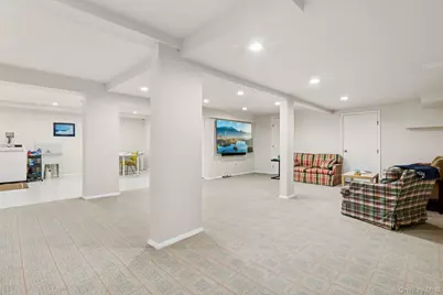 19 Oak Point Drive N, Bayville, NY 11709 - Photo 31