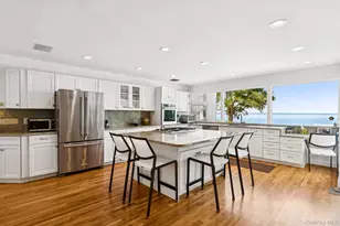 19 Oak Point Dr N, Bayville, NY 11709 - Photo 7