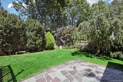 12 Manning Road, Glen Cove, NY 11542 - Photo 33