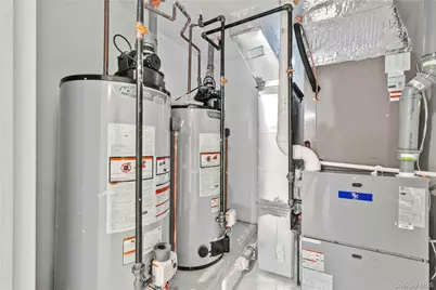 244-89 61st Avenue, Little Neck, NY 11362 - Photo 27