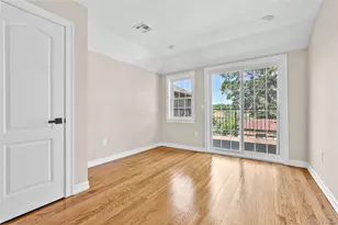 244-89 61st Ave, Little Neck, NY 11362 - Photo 13