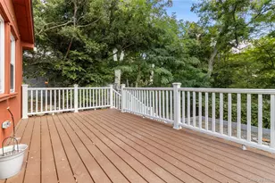 6 Brookside Dr, Yorktown Heights, NY 10598 - Photo 19