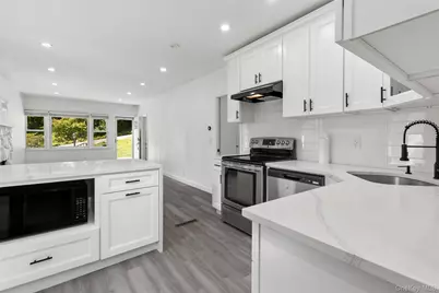 6 Brookside Drive, Yorktown Heights, NY 10598 - Photo 7