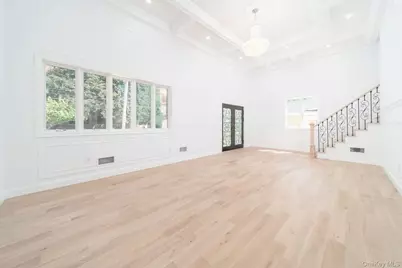 7-24 128 Street, Flushing, NY 11356 - Photo 15