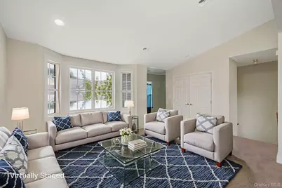 258 Medea Way, Central Islip, NY 11722 - Photo 3