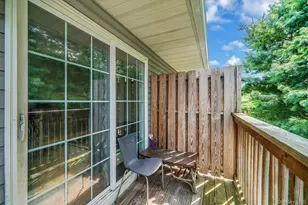 258 Medea Way, Central Islip, NY 11722 - Photo 11