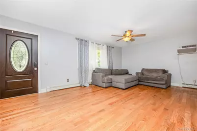 16 Hillside Road, Farmingville, NY 11738 - Photo 7