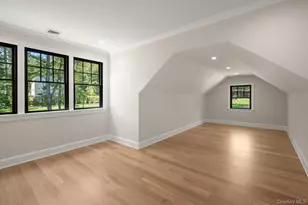 64 Saw Mill Rd, Cold Spring Harbor, NY 11724 - Photo 35