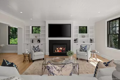 64 Saw Mill Road, Cold Spring Harbor, NY 11724 - Photo 11