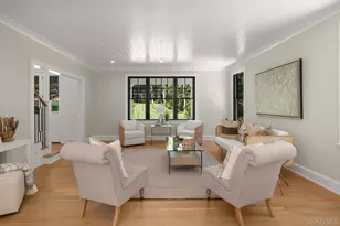 64 Saw Mill Rd, Cold Spring Harbor, NY 11724 - Photo 9