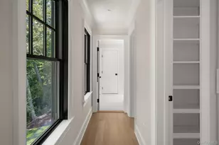 64 Saw Mill Rd, Cold Spring Harbor, NY 11724 - Photo 23