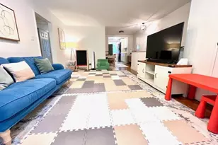 224-44 Kingsbury Ave, Bayside, NY 11364 - Photo 9