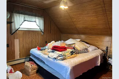 957 N Fulton Avenue, Lindenhurst, NY 11757 - Photo 17