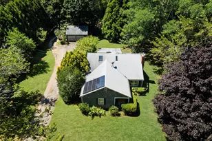 26 S Menantic Rd, Shelter Island, NY 11964 - Photo 11