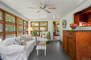 26 S Menantic Rd, Shelter Island, NY 11964 - Photo 23