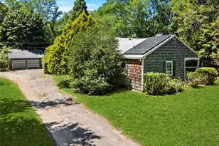 26 S Menantic Rd, Shelter Island, NY 11964 - Photo 35