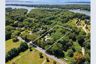 26 S Menantic Road, Shelter Island, NY 11964 - Photo 9