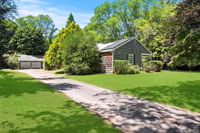 26 S Menantic Road, Shelter Island, NY 11964 - Photo 1