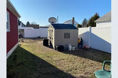 819 Edward Street, Baldwin, NY 11510 - Photo 5