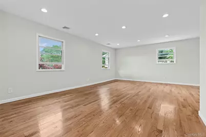 350 Holbrook Road, Ronkonkoma, NY 1779 - Photo 11